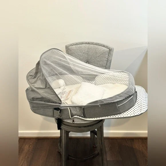 Omzer Gray Baby Travel Bassinet - Picture 11 of 11